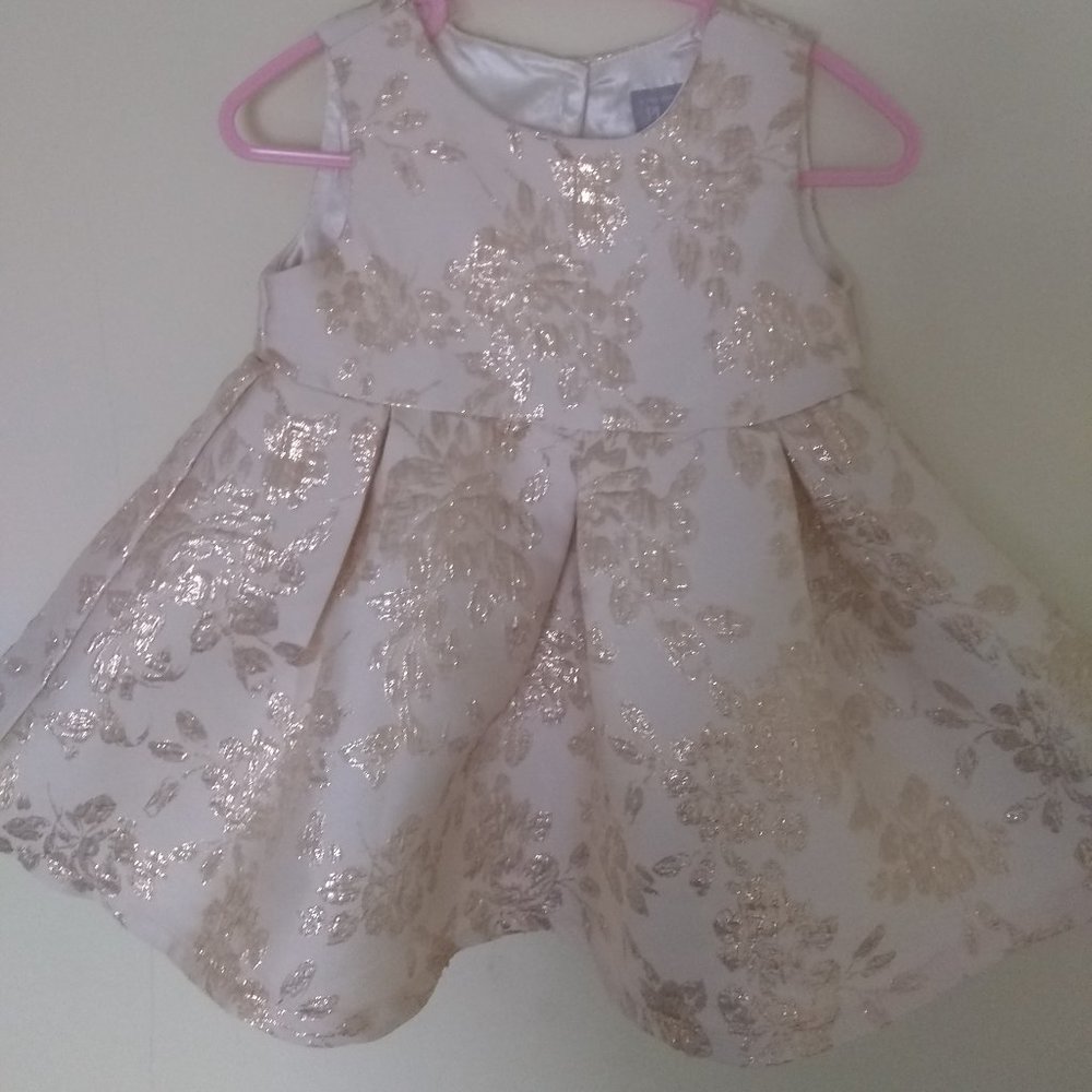 Baby gold dress